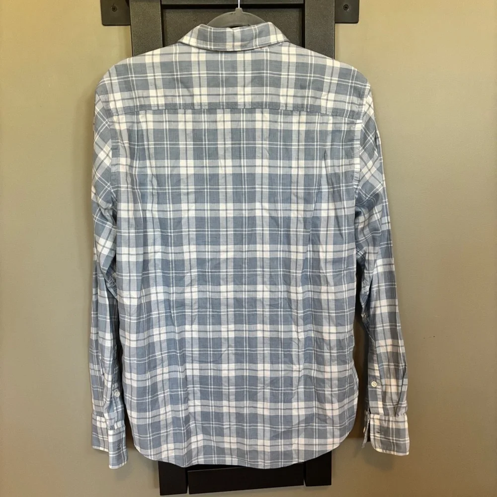 Faherty Men’s Blue Plaid Button Down - size M​ - Picture 4 of 6